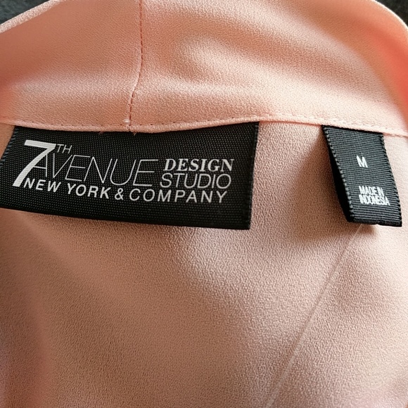 New York and Company Blouse - Picture 2 of 3